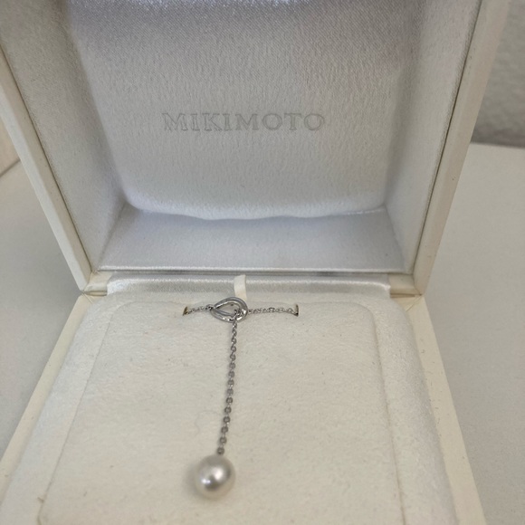 Mikimoto single pearl necklace from Japan